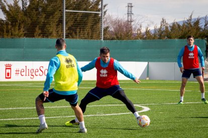 El CD Numancia prepara el choque ante el Baleares. MARIO TEJEDOR (46)