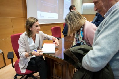 Carmen Posadas en las Jornadas de Novela histórica en Soria.-GONZALO MONTESEGURO