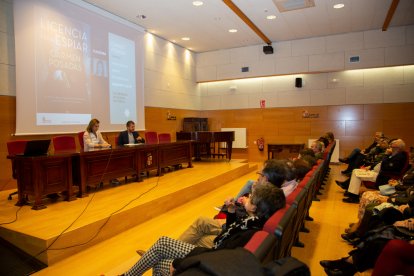 Carmen Posadas en las Jornadas de Novela histórica en Soria.-GONZALO MONTESEGURO