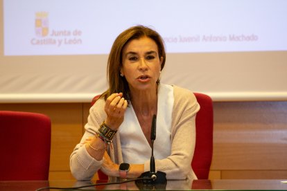 Carmen Posadas en las Jornadas de Novela histórica en Soria.-GONZALO MONTESEGURO
