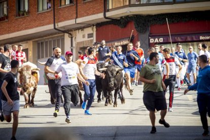 Encierro urbano - MARIO TEJEDOR (1)