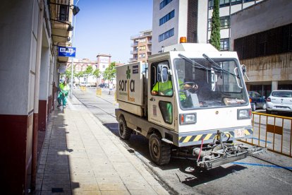 Reparto de tajadas del Domingo de calderas - MARIO TEJEDOR (11)