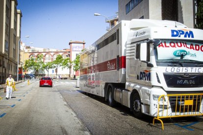 Reparto de tajadas del Domingo de calderas - MARIO TEJEDOR (16)