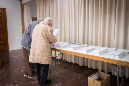 Imágenes de la jornada electoral del 28M durante la mañana.-GONZALO MONTESEGUROImágenes de la jornada electoral del 28M durante la mañana.-GONZALO MONTESEGURO