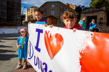 Marcha de la Hermandad de Donantes. MARIO TEJEDOR (7)