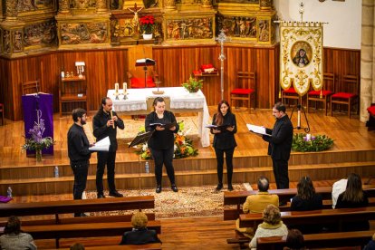 Concierto de villancicos navideños de Didaskalía. MARIO TEJEDOR (15)