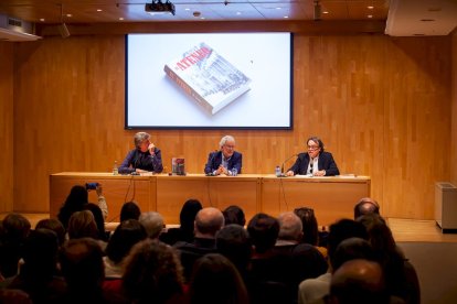 Presentación de El Ateneo de J.A. Gómez Barrera. MARIO  TEJEDOR