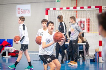 Torneo de reyes del Club Soria Baloncesto. MARIO TEJEDOR (5)