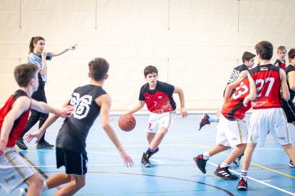 Torneo de reyes del Club Soria Baloncesto. MARIO TEJEDOR (21)