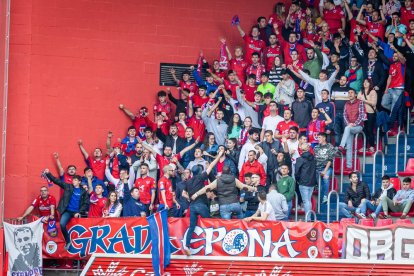 La afición respondió pero la permanencia no se pudo consumar. MARIO TEJEDOR (37)