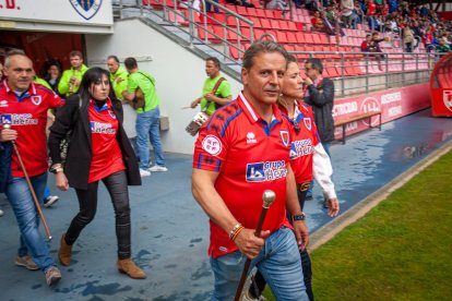 La afición respondió pero la permanencia no se pudo consumar. MARIO TEJEDOR