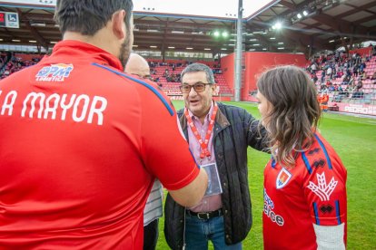 La afición respondió pero la permanencia no se pudo consumar. MARIO TEJEDOR