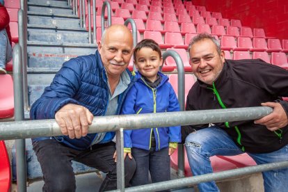 La afición respondió pero la permanencia no se pudo consumar. MARIO TEJEDOR