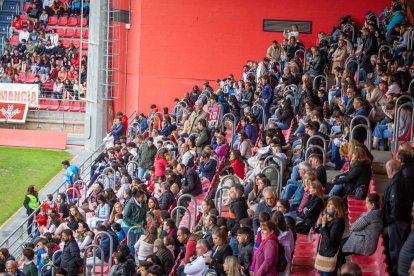 La afición respondió pero la permanencia no se pudo consumar. MARIO TEJEDOR