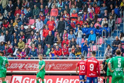 La afición respondió pero la permanencia no se pudo consumar. MARIO TEJEDOR