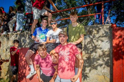 Ambiente en el desencajonamiento - MARIO TEJEDOR (11)
