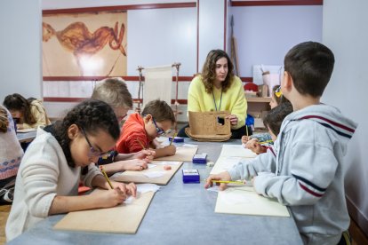 Taller didáctico en el Numantino por Navidad.-G. MONTESEGURO