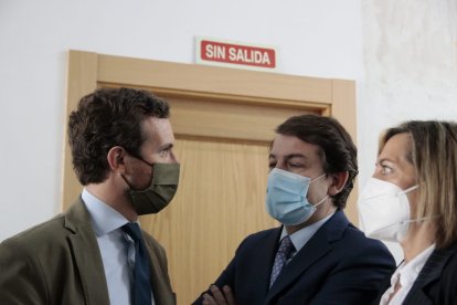 Casado y Fernández Mañueco.-G.M.