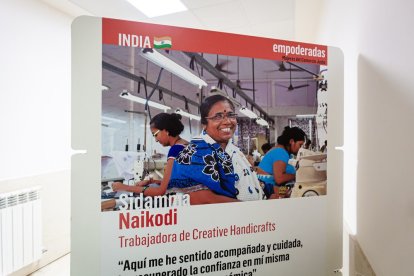 Empoderadas. Mujeres del Comercio Justo. - MARIO TEJEDOR