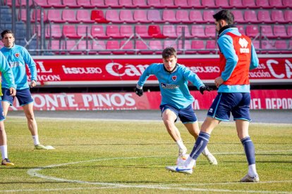 Primer entrenamiento de Zarzana con el CD Numancia. MARIO TEJEDOR (20)