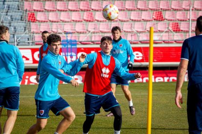 Primer entrenamiento de Zarzana con el CD Numancia. MARIO TEJEDOR (28)