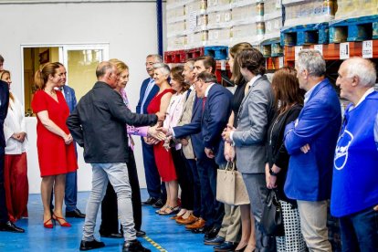 Visita de la Reina Dª Sofía al Banco de Alimentos de Soria.