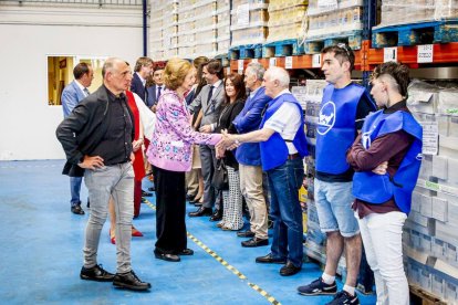 Visita de la Reina Dª Sofía al Banco de Alimentos de Soria.