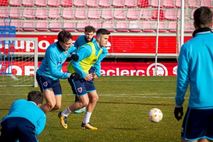 Primer entrenamiento de Zarzana con el CD Numancia. MARIO TEJEDOR (39)