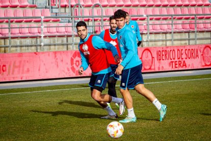 Primer entrenamiento de Zarzana con el CD Numancia. MARIO TEJEDOR (43)