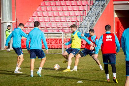 Primer entrenamiento de Zarzana con el CD Numancia. MARIO TEJEDOR (48)