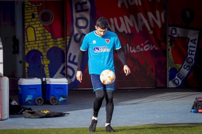 Primer entrenamiento de Zarzana con el CD Numancia. MARIO TEJEDOR (50)