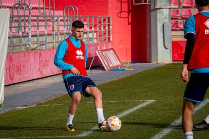 Primer entrenamiento de Zarzana con el CD Numancia. MARIO TEJEDOR (56)