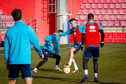 Primer entrenamiento de Zarzana con el CD Numancia. MARIO TEJEDOR (63)