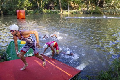 Triatlón en Almazán - MARIO TEJEDOR