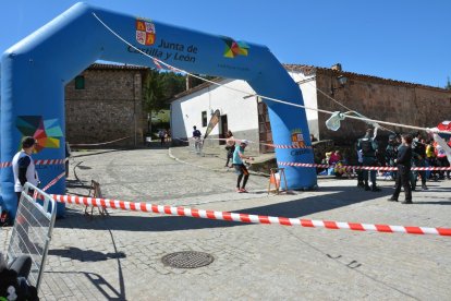 El Nacional de orientación finalizaba este domingo en Molinos de Duero. R. F.