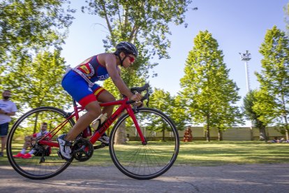 Triatlón en Almazán - MARIO TEJEDOR