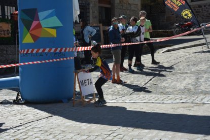 El Nacional de orientación finalizaba este domingo en Molinos de Duero. R. F.
