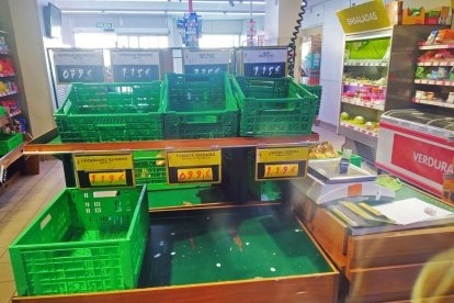 Situación del comercio en la capital - Fotografo Mario Tejedor (57)