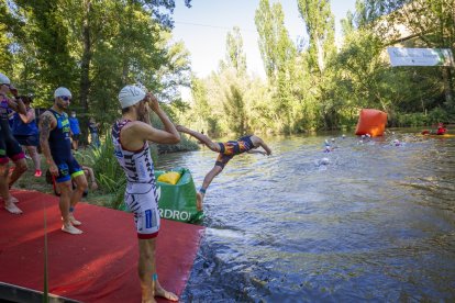 Triatlón en Almazán - MARIO TEJEDOR
