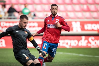 CD Numancia-Barça B, partido en el que no se movió el resultado inicial. GONZALO MONTESEGURO