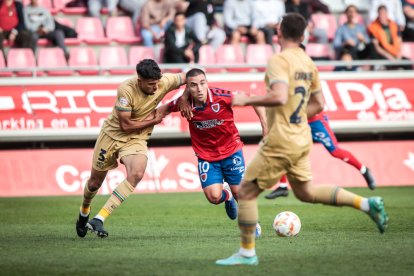 CD Numancia-Barça B, partido en el que no se movió el resultado inicial. GONZALO MONTESEGURO