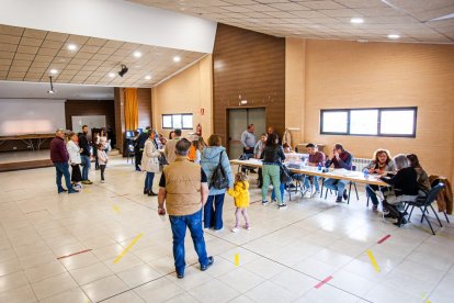 Votaciones en los pueblos para los ayuntamientos del mundo rural. MARIO TEJEDOR