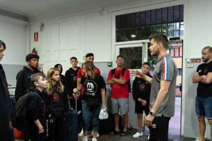 Alumnos de la Soccer Academy DD8 en Soria. HDS