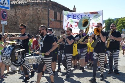 Fiestas de Vinuesa 2022, día de la Pingada del Mayo. RAQUEL FERNÁNDEZ