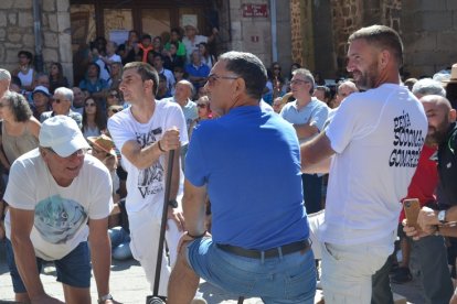 Fiestas de Vinuesa 2022, día de la Pingada del Mayo. RAQUEL FERNÁNDEZ