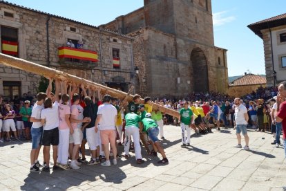 Fiestas de Vinuesa 2022, día de la Pingada del Mayo. RAQUEL FERNÁNDEZ