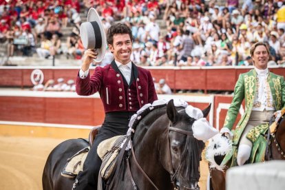Corrida de rejones en la plaza de toros de Soria.-G. MONTESEGURO