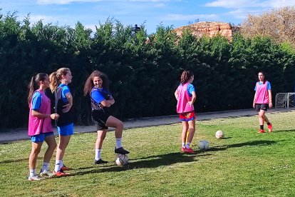 San Esteban femenino de fútbol. ANA HERNANDO