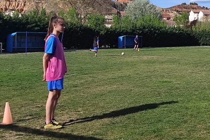 San Esteban femenino de fútbol. ANA HERNANDO