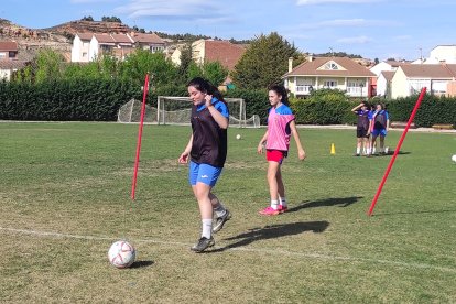 San Esteban femenino de fútbol. ANA HERNANDO